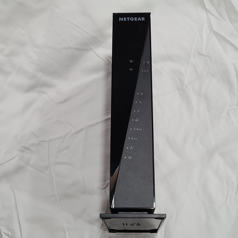 Netgear C6300 wireless router- cable modem